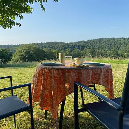 Le Repaire De La Reveuse Bed & Breakfast Saint-Frajou Exterior photo